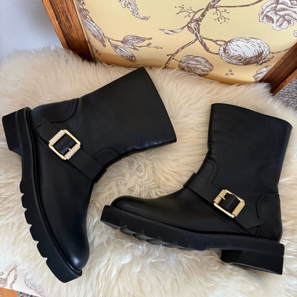 NEW Stuart Weitzman Brand New Ryder Lift Black Moto Boots